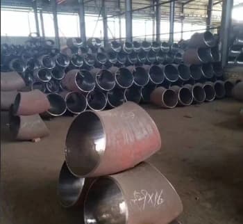 SAMBUNGAN-SIKU (ELBOW) BAJA KARBON DIAMETER 1020MM SEDANG DIKEMAS DAN DIKIRIM KE VIETNAM.
